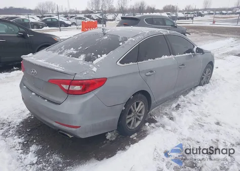 2017 Hyundai Sonata Se z USA, uszkodzony, nr VIN 5NPE24AF8HH448138